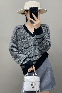 HE | 花式纱 条纹加厚baby山羊绒衫女V领拼色毛衣宽松针织衫上衣图片