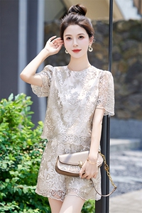 小香风蕾丝短裤套装女2025夏装优雅女神范时尚洋气漂亮镂空两件套图片