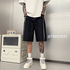 B258-K1005-P45控58牛仔短裤面料成分70%棉30%聚酯纤维，男装牛仔裤，电商B258