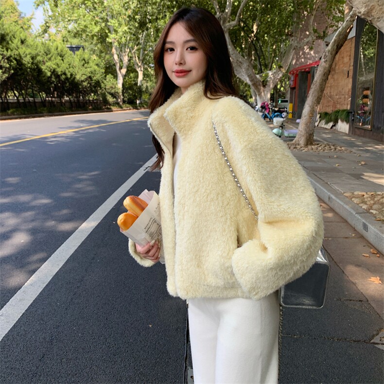 新款主推奶呼呼嫩黄色皮毛一体2639-P185-K278,女装短外套,2C129