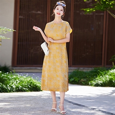 杭州改良旗袍连衣裙女夏季2025新款新中式女装气质高级感妈妈裙子，女装连衣裙，新依时派
