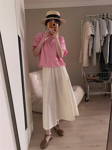 夏季新款现货，木耳边小衫图片