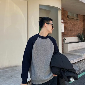 圆领毛衣男秋冬季潮牌拼色套头保暖打底衫休闲毛线加厚针织衫男款图片