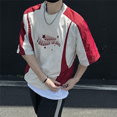 红色