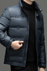 男士冬季新款中年加厚保暖羽绒服爸爸装男装立领纯色鸭绒外套图片