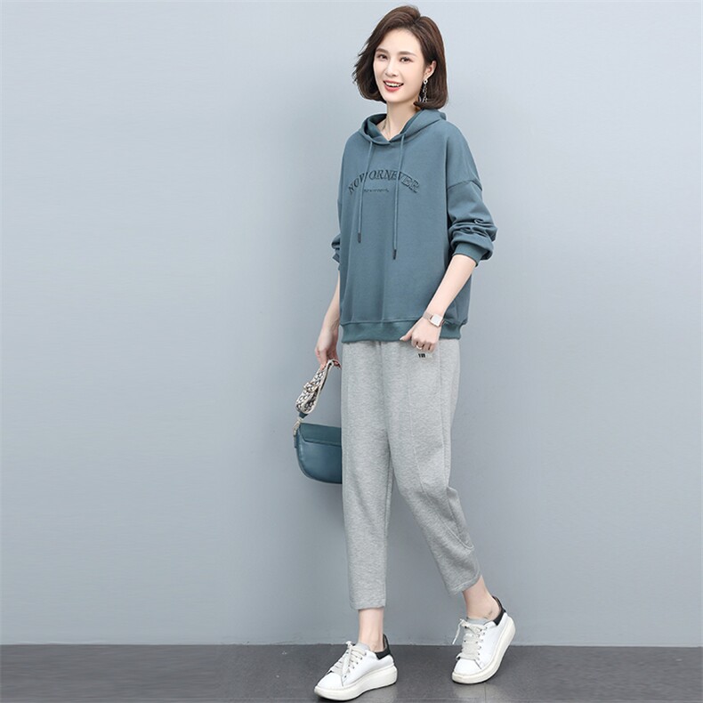 春季新款休闲舒适套装女宽松显瘦时尚两件套运动服图片
