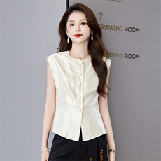 正式场合职业女2024新款夏季高级感上班通勤穿搭无袖，女装衬衫，时尚俏佳人