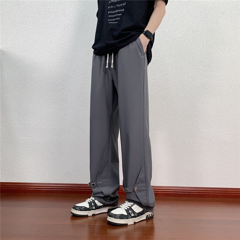 冰丝金属合扣休闲裤K013模特地板景92%聚酯纤维8%氨纶(S-2XL)TP25,男装休闲裤,电商A088