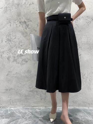 夏季西装面料款伞裙显瘦包容性强夏季百搭单品，女装西装，LC裤子