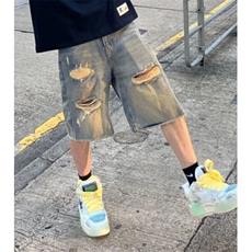 蓝色