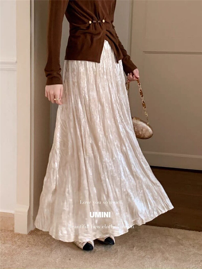 2025年秋季时尚百搭通勤简约休闲丝绒皱皱半身裙，女装半身裙，织己羊绒