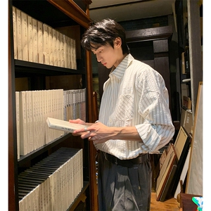 美式潮牌高街复古泡泡纱竖条纹日系肌理长袖衬衫男女休闲宽松衬衣图片