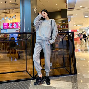 【现货】圆领卫衣女2021新款韩版休闲洋气百搭束脚裤套装纯色洋气图片