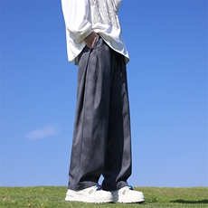 深灰色