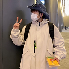 白色