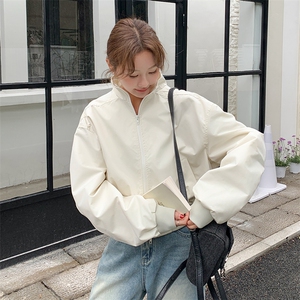 韩版休闲米白色棒球服外套女2025春秋季新款宽松显瘦工装夹克上衣图片