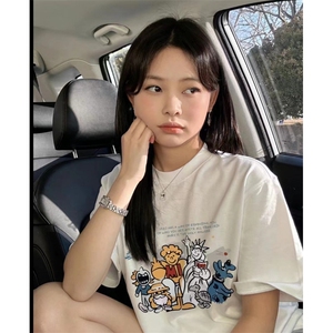 T0667-P25 学院风学生情侣款 宽松大码 卡通纯棉亲肤短袖图片