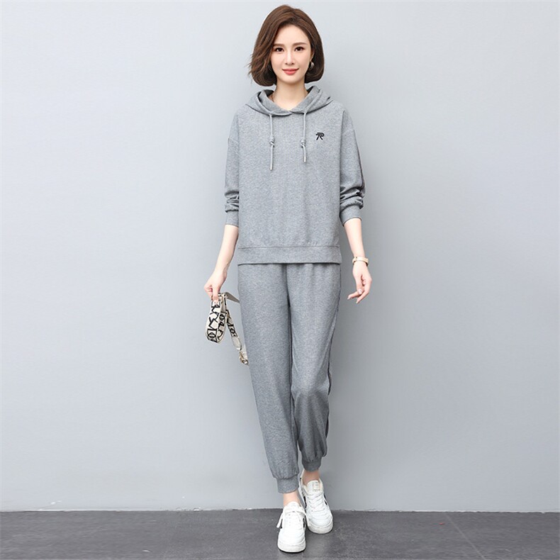 时尚休闲连帽卫衣套装女2022新款宽松显瘦运动服两件套,女装套装/套裙,鑫鑫格