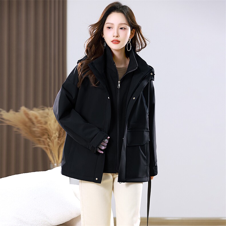 2025年冬季新款时尚简约保暖冲锋衣外套现货，女装派克服，婷思杰（原婷想服饰）