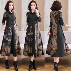 连衣裙抽象图案通勤高领套头中腰大摆型2024春年秋季长袖中长款，女装连衣裙，魅衣本色