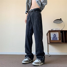 黑灰色