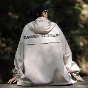 轻薄防晒衣男夏季新款美式户外休闲外套男生青少年潮牌冰丝防晒服图片