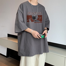 深灰色