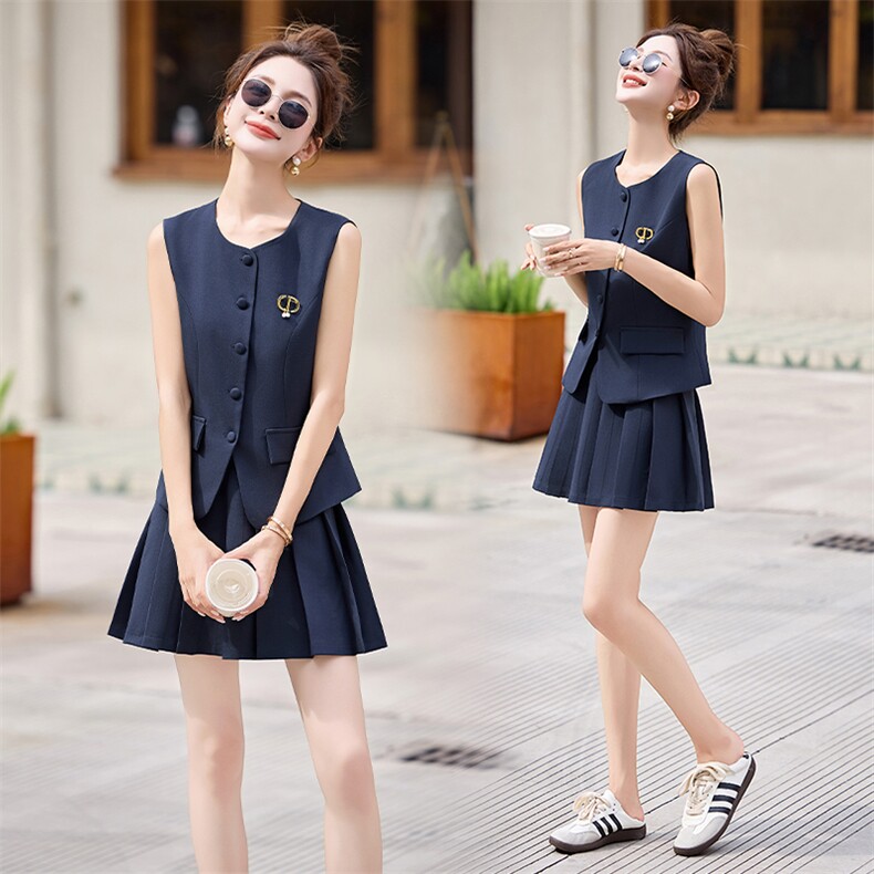 学院风减龄单排扣马甲套装女2025夏季新款日系高级感百褶裙两件套，女装套装/套裙，采品优优
