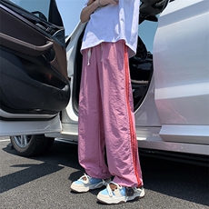 粉色