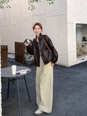 咖色格子拼接皮衣外套女秋季2025新款韩版宽松显瘦夹克上衣，女装短外套，纯色衣恋