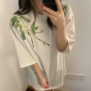 万针全刺绣工艺 高品质260克纯棉双纱美式宽松百搭短袖T恤 特P33图片