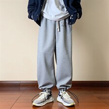 灰色