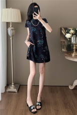 高级感新中式牡丹花旗袍套装女夏新款立领印花上衣阔腿短裤两件套，女装套装/套裙，2C310