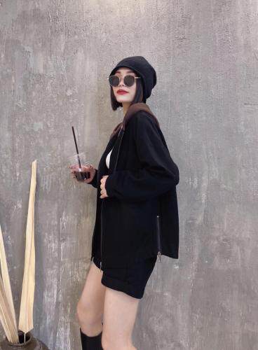 秋装新款牛仔外套，其它，依伊贝诺