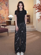 时尚休闲运动套装女夏季新款显瘦气质纯色圆领短袖上衣长裤两件套，女装套装/套裙，江南