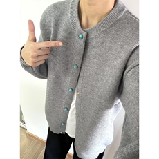 灰色