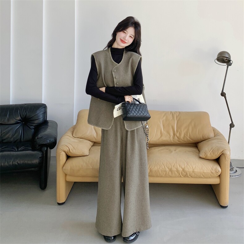 新款【已出货】浅咖色马甲两件套2C110-H7003-P175-K288,女装套装/套裙,2C110