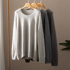 新品小羊羔绒轻盈软糯圆领秋季宽松套头打底衫，女装羊绒衫，江帆羊绒