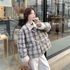 现货复古格子拼接翻袖羽绒服2C110-H7781-P245-K388，女装羽绒服，2C110