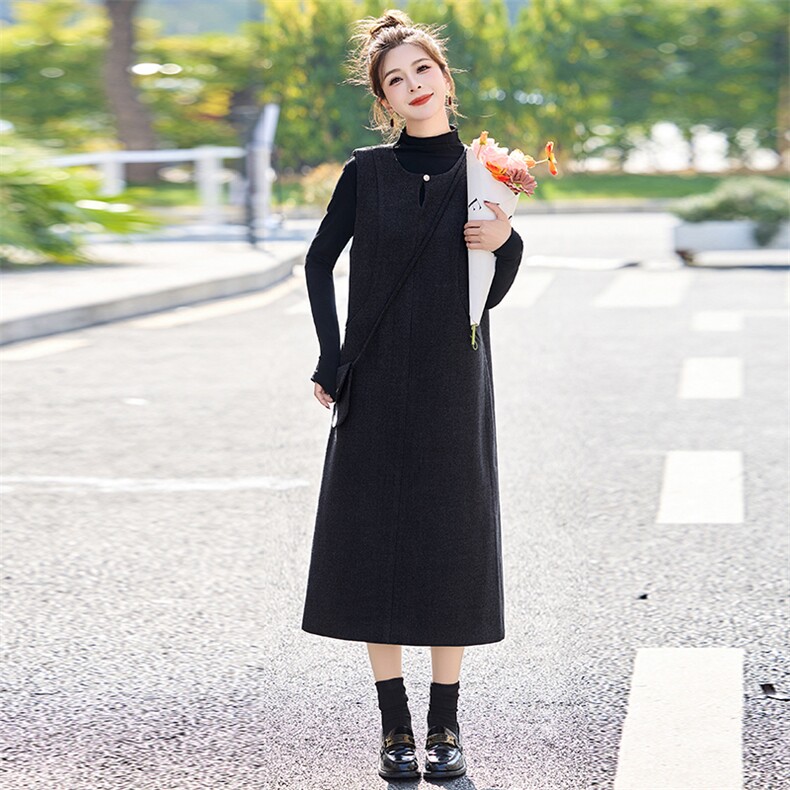 2025年春季新款高级感气质女神范轻奢无袖长裙文艺范背心连衣裙女图片