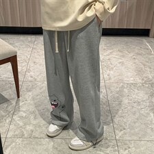 灰色