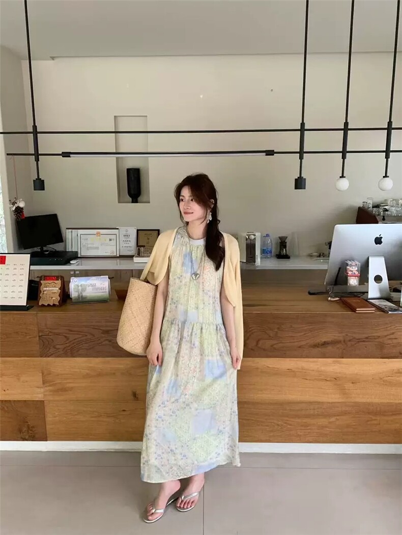 2025年夏季无袖长裙吊带连衣裙女宽松显瘦过膝长裙气质薄款沙滩裙,女装连衣裙,洛丽兰可