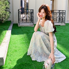 法式优雅绝美收腰刺绣短袖连衣裙2025夏季气质设计感大摆百搭长裙，女装连衣裙，2C158