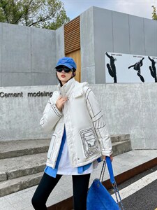 伊菲琳娜2021冬季新品羽绒服联名款图片