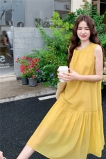 法式黄色无袖连衣裙女2025新款夏日氛围感气质漂亮度假风背心长裙，女装连衣裙，2C236