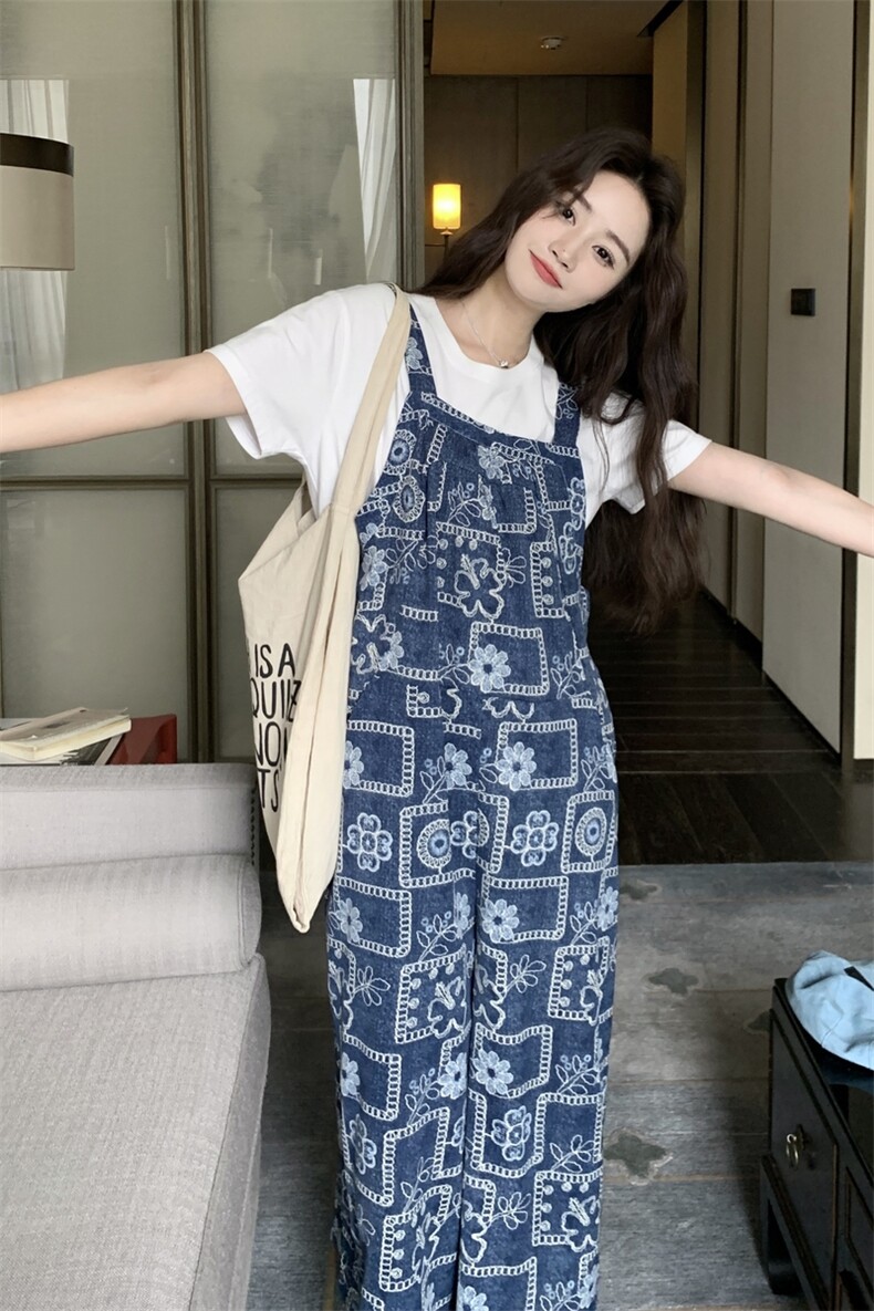 撞色背带裤女2025夏季新款新款韩版高级感显瘦雪纺碎花九分休闲裤,女装连体裤,2C353