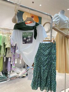 现货，夏款小衫，半裙，女装半身裙，卡利姿