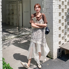 独特漂亮巨好看的连衣裙女夏季2025新款打底T恤裙吊带罩衫两件套，女装连衣裙，维壹