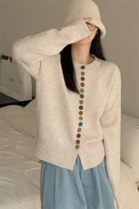 韩系简约彩色纽扣针织开衫女2025秋冬新款宽松短款高级感毛衣上衣，女装针织衫/毛衣，萱芳婷羊绒
