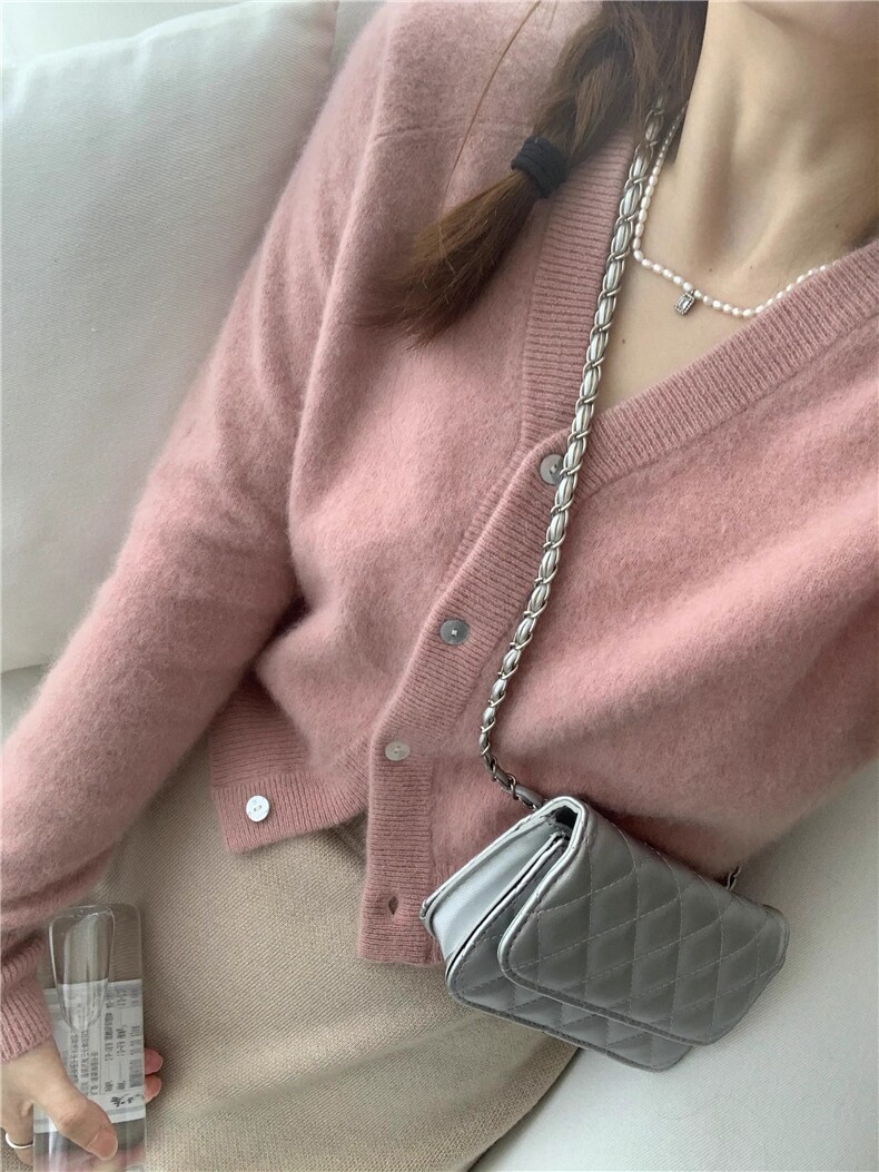 2025年秋季常规款通勤长袖加厚V领开衫，女装羊毛衫，洁纯羊绒